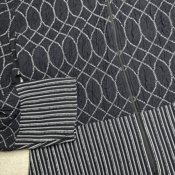 Stera Unique Zip-Up Jacket with Statement Collar X-Large Black Fitted Jacket - Picture 3 of 4